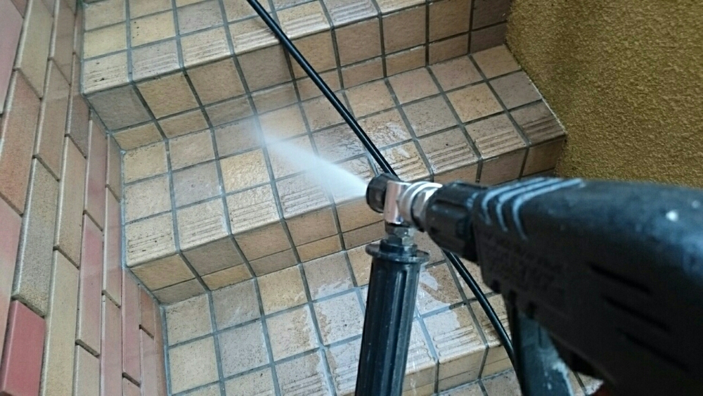 001_-_-_-_-
