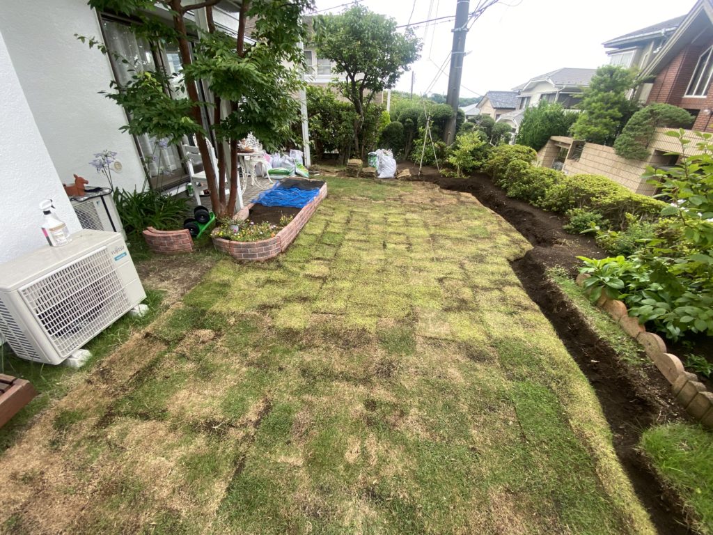 芝生張り