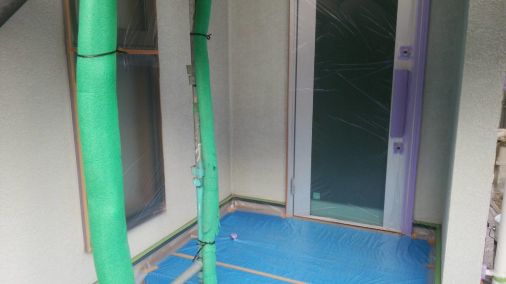 重要な作業の養生です。